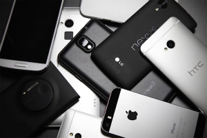 پنج هزار گوشی هوشمند وارد شده با ارز آزاد از گمرک ترخیص شدند