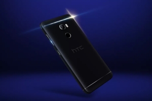 HTC One X10 رسمی شد اما فقط در روسیه!